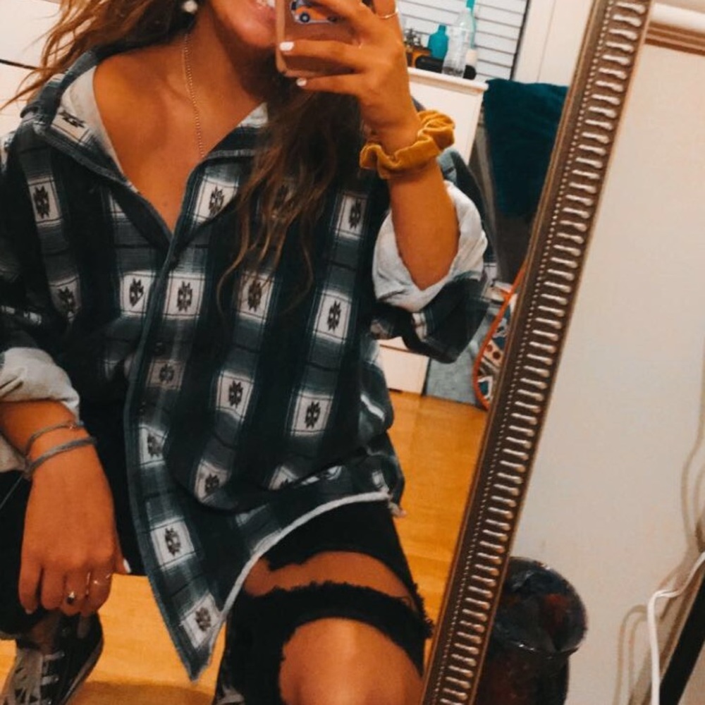 Flannel button up - Picture 2 of 4